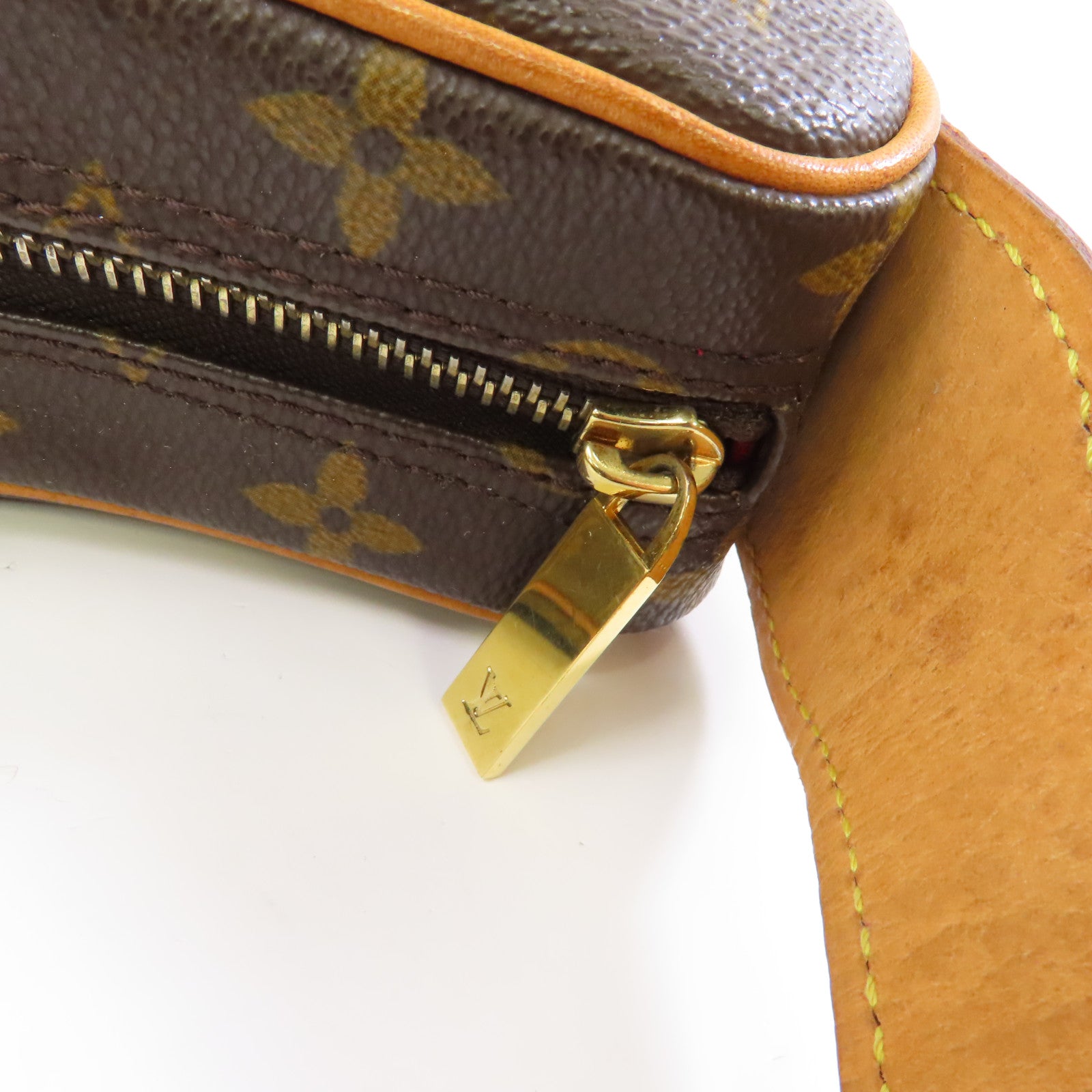 LOUIS VUITTON Monogram Croissant MM金扣肩背袋棕色