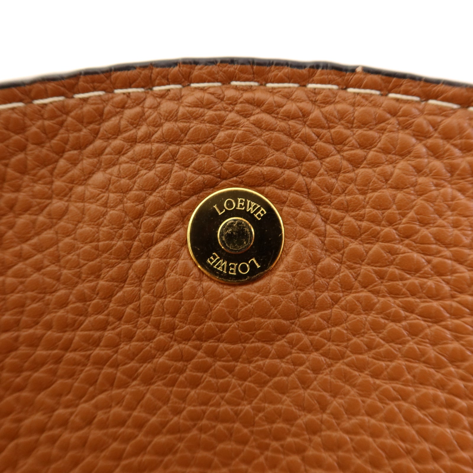 LOEWE 牛皮皮革Shoulder Bag金扣肩背袋
