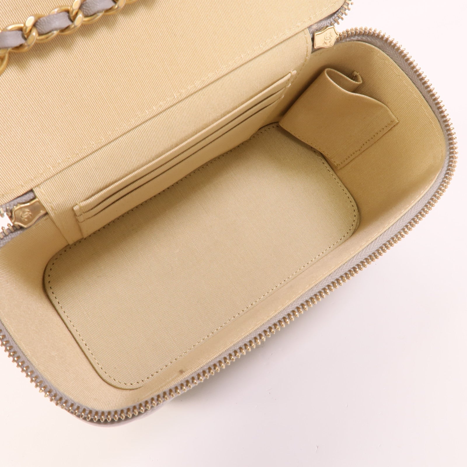 CHANEL 羊皮皮革Vanity Case With Gold Ball肩背袋