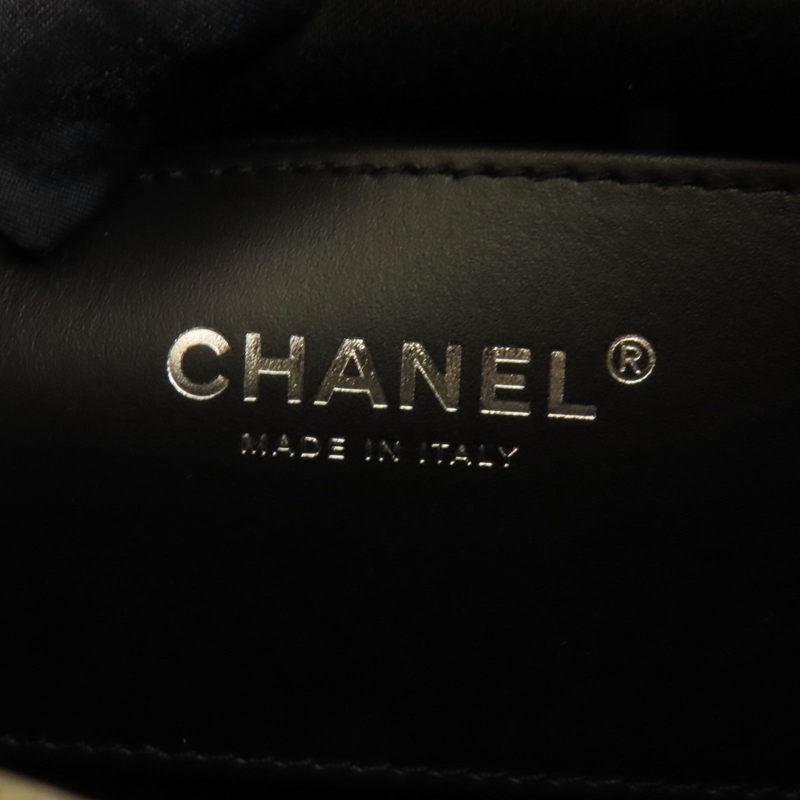 CHANEL 牛皮皮革Chanel 25 Mini金扣鏈帶肩背袋