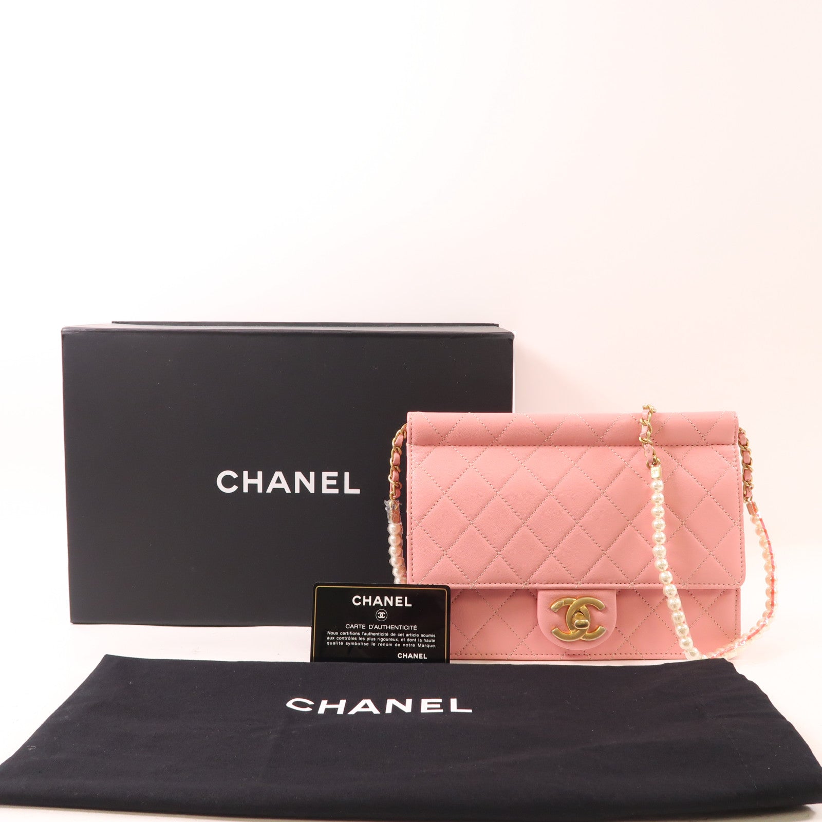 CHANEL 牛皮皮革Chain Shoulder金扣鏈帶肩背袋粉紅色