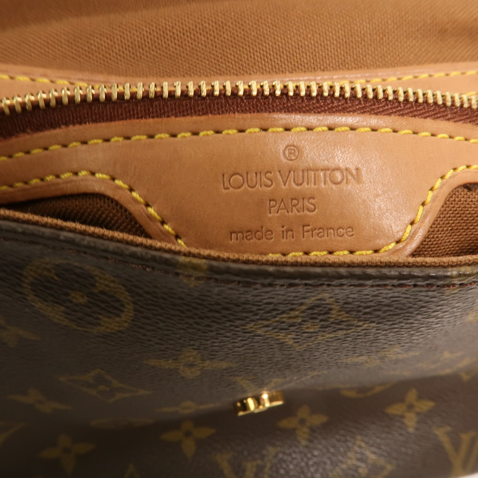 LOUIS VUITTON Monogram Mini Looping金扣肩背袋