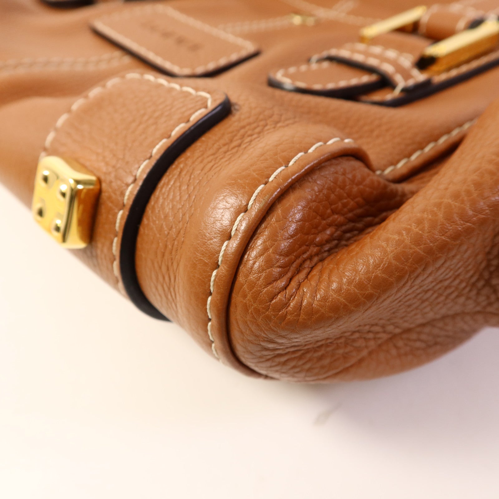 LOEWE 牛皮皮革Shoulder Bag金扣肩背袋