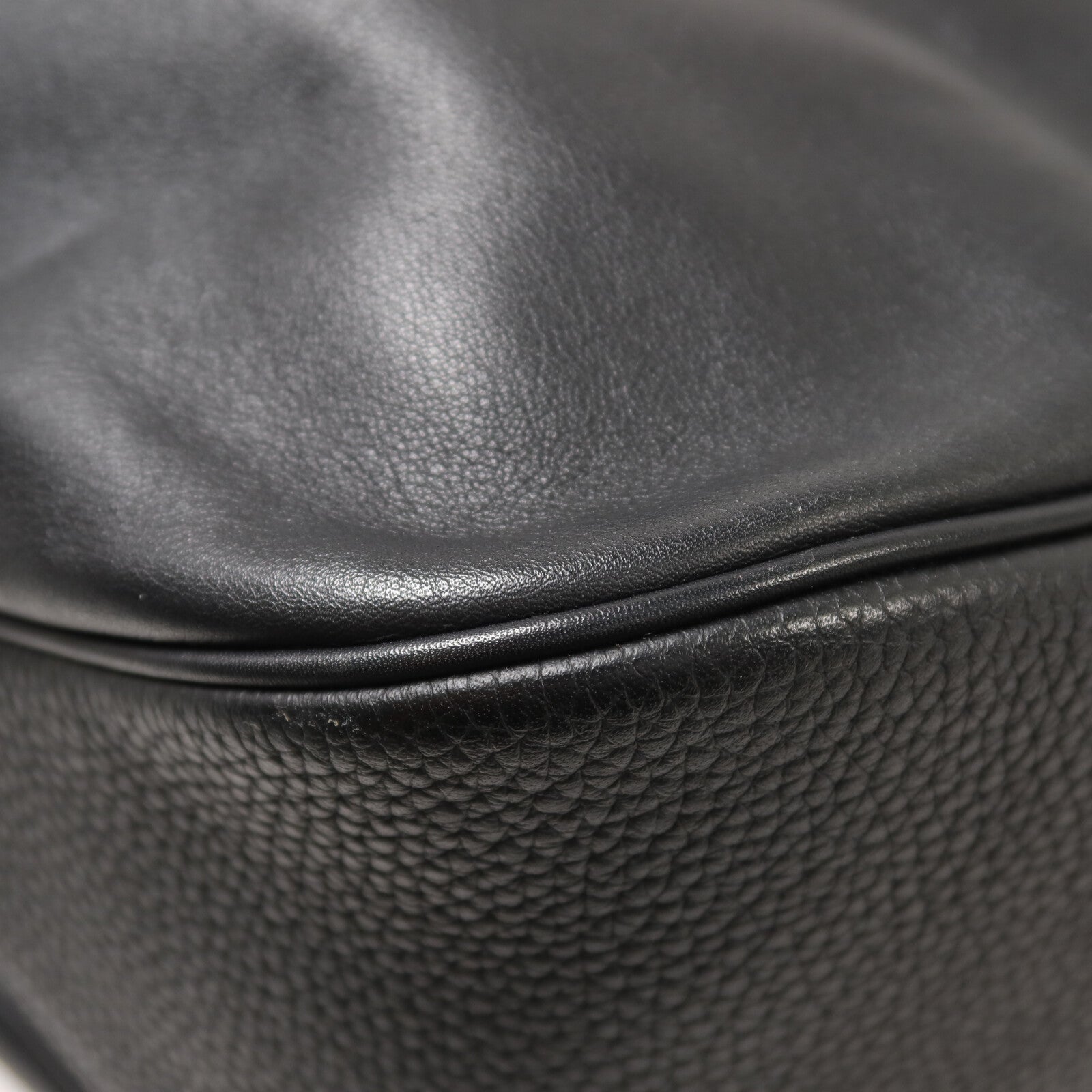 HERMES Swift皮革Virevolte 24肩背袋Noir