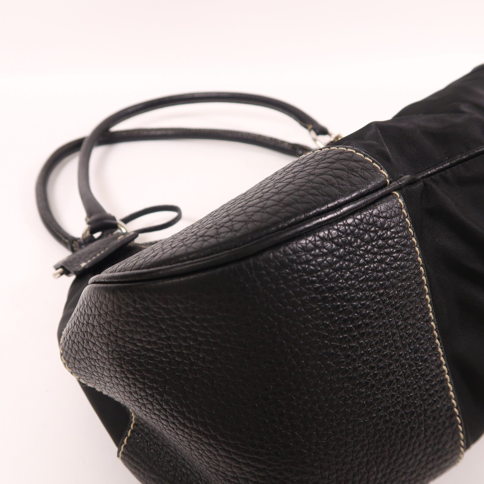 PRADA 尼龍/牛皮皮革Shoulder Bag銀扣肩背袋