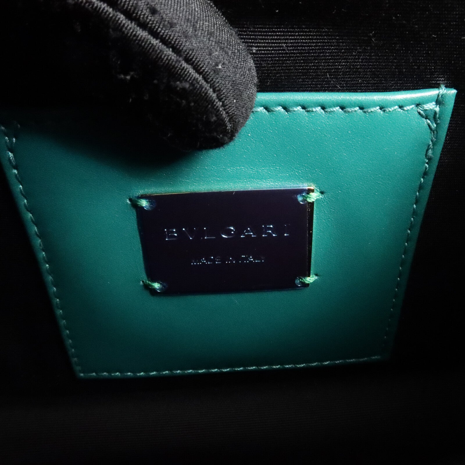 BVLGARI 魔鬼魚皮革/牛皮皮革Serpenti Forever Small鏈帶肩背袋