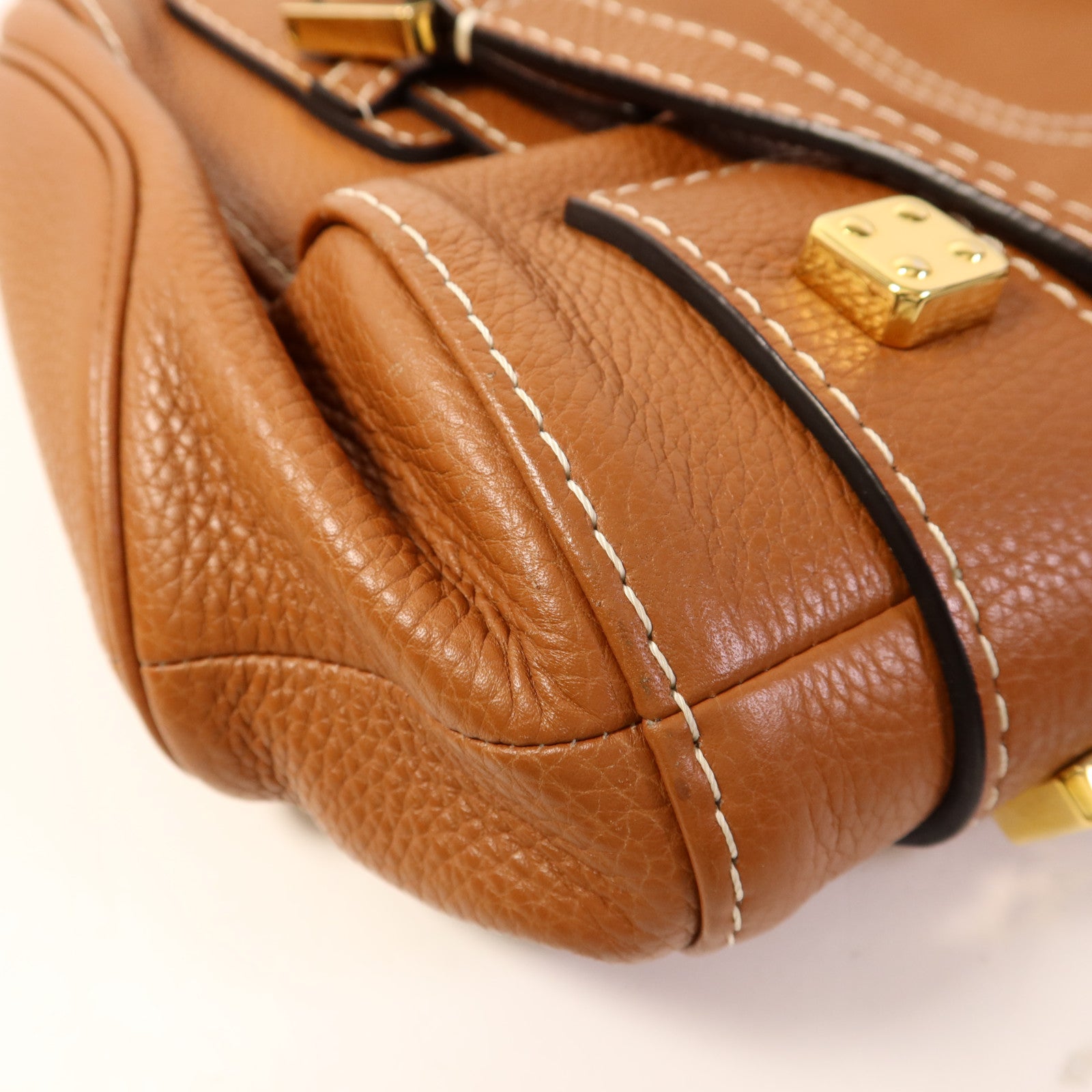 LOEWE 牛皮皮革Shoulder Bag金扣肩背袋