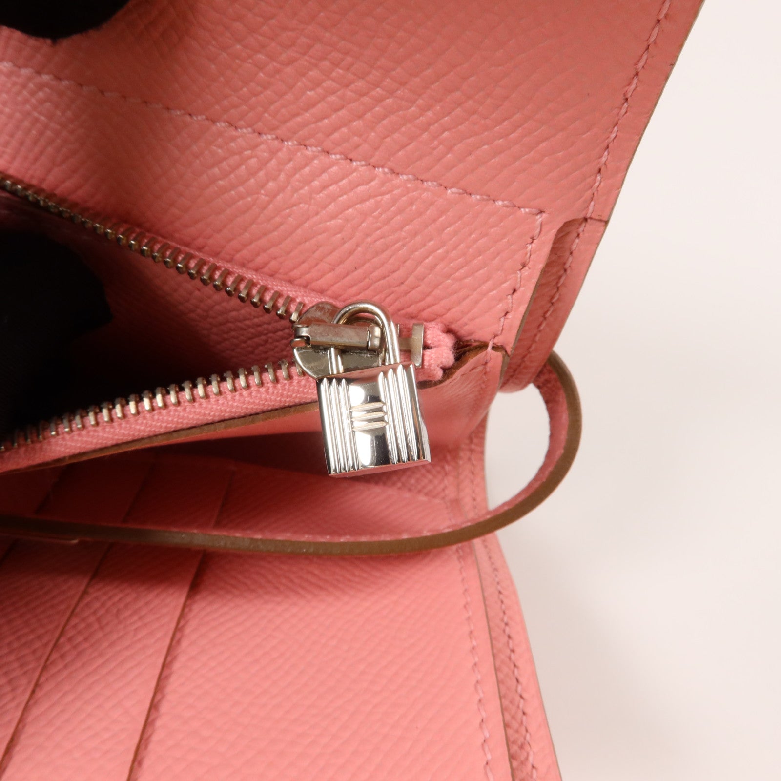 HERMES Epsom皮革Kelly Wallet M錢包Rose Confetti