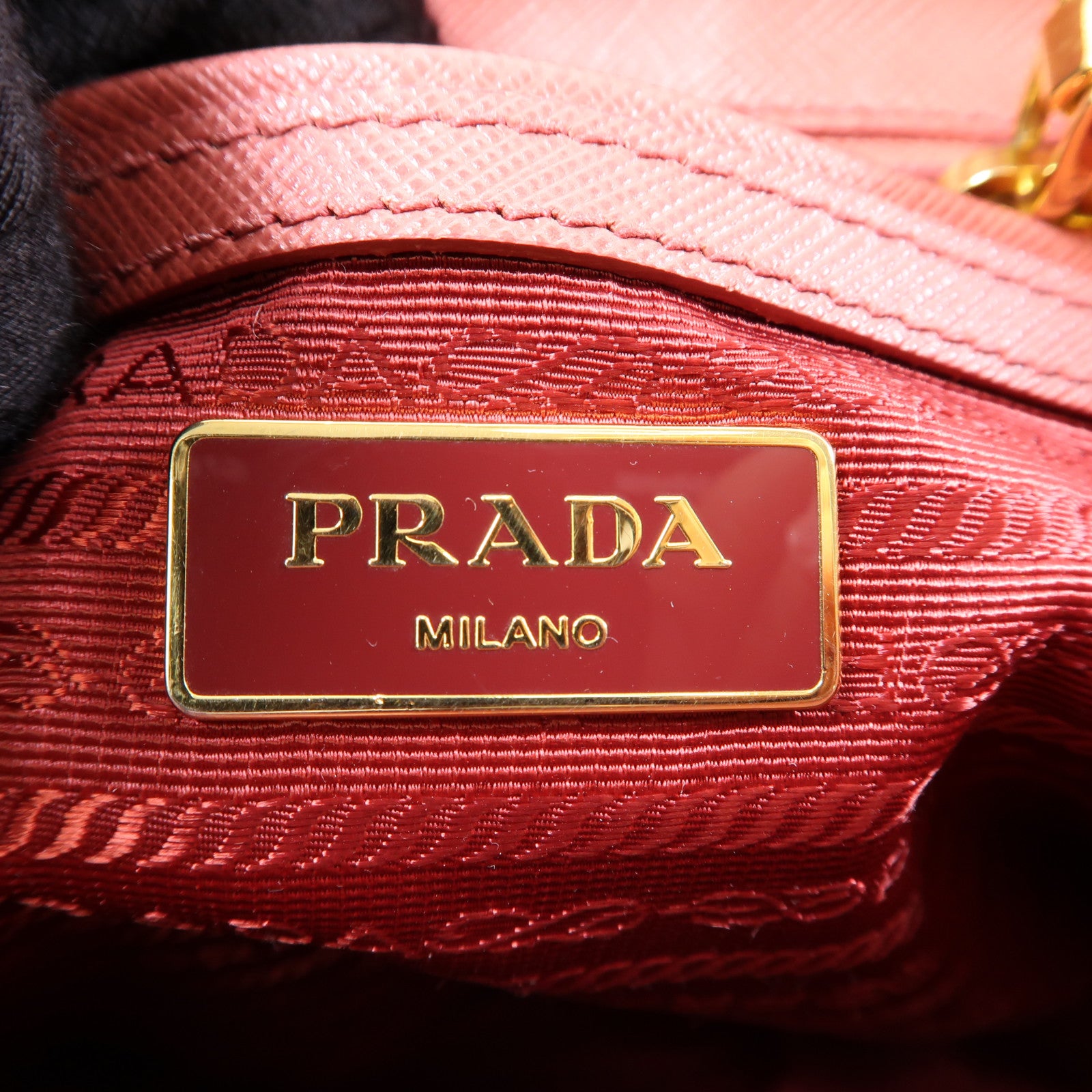 PRADA Saffiano皮革Galleria Medium金扣手挽肩背兩用袋粉紅色