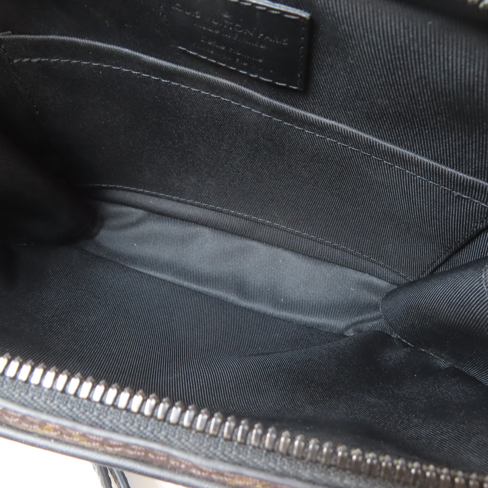 LOUIS VUITTON 【激減優惠】Monogram Utility Front Bag肩背袋啡色