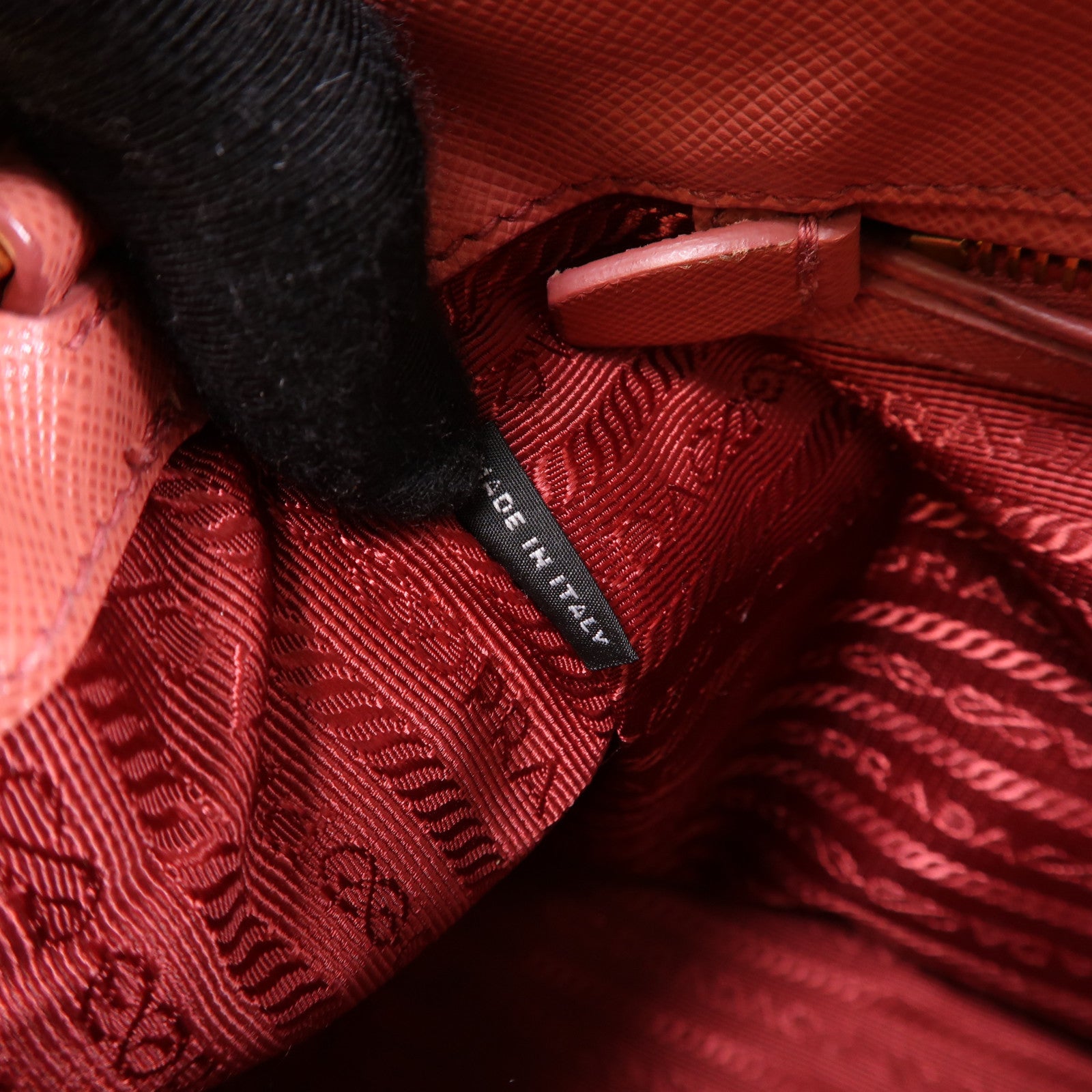 PRADA Saffiano皮革Galleria Medium金扣手挽肩背兩用袋粉紅色