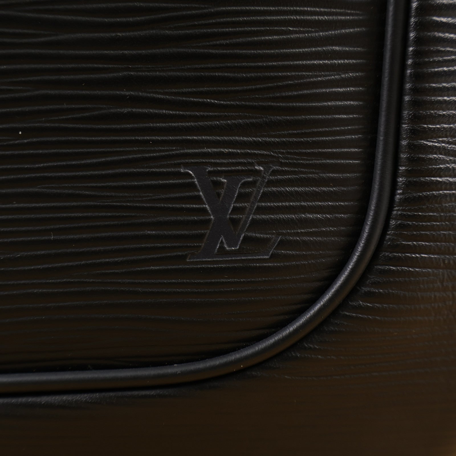 LOUIS VUITTON Epi Matsy金扣肩背袋