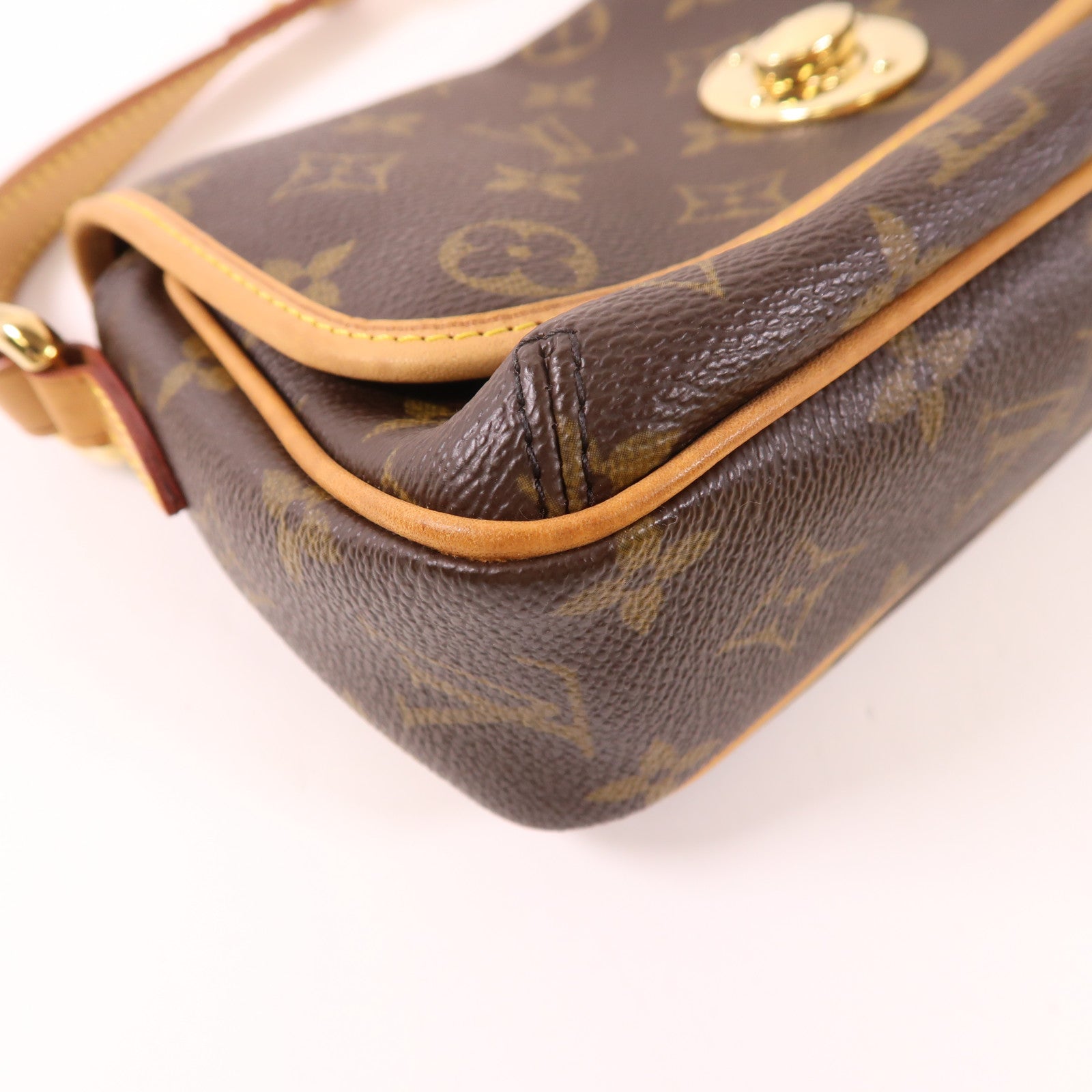 LOUIS VUITTON Monogram Tikal PM金扣肩背袋