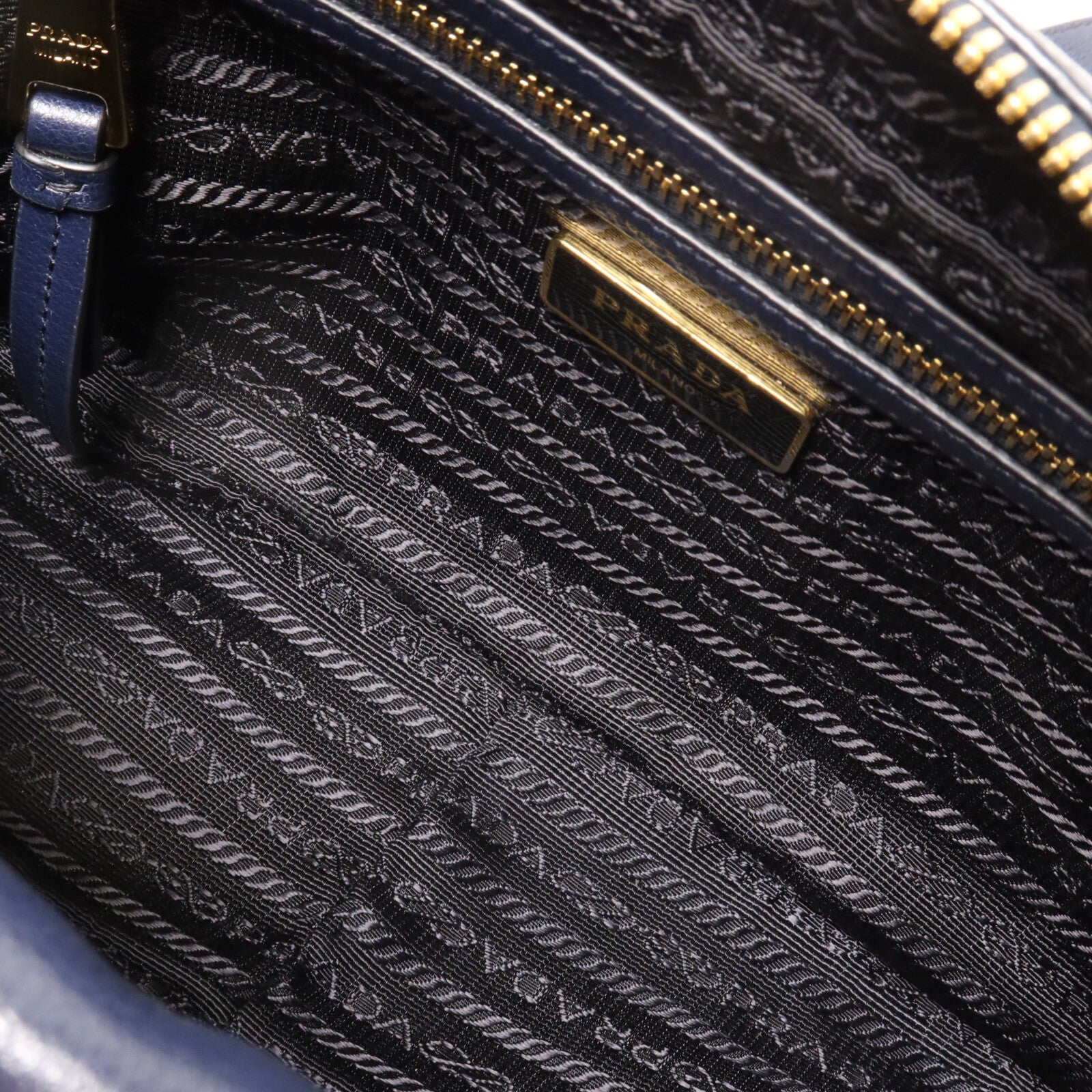 PRADA 羊皮皮革Shoulder Bag肩背袋