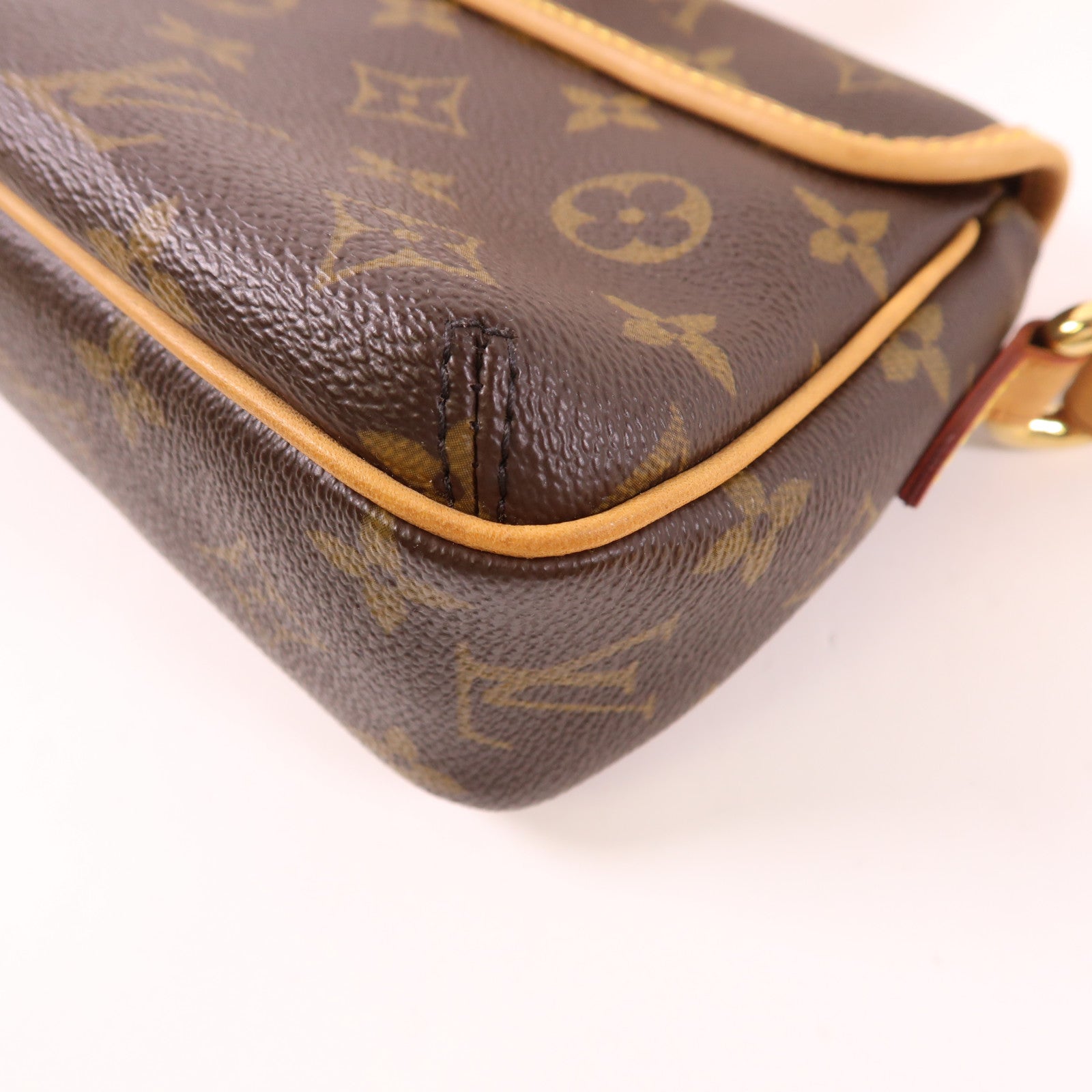 LOUIS VUITTON Monogram Tikal PM金扣肩背袋