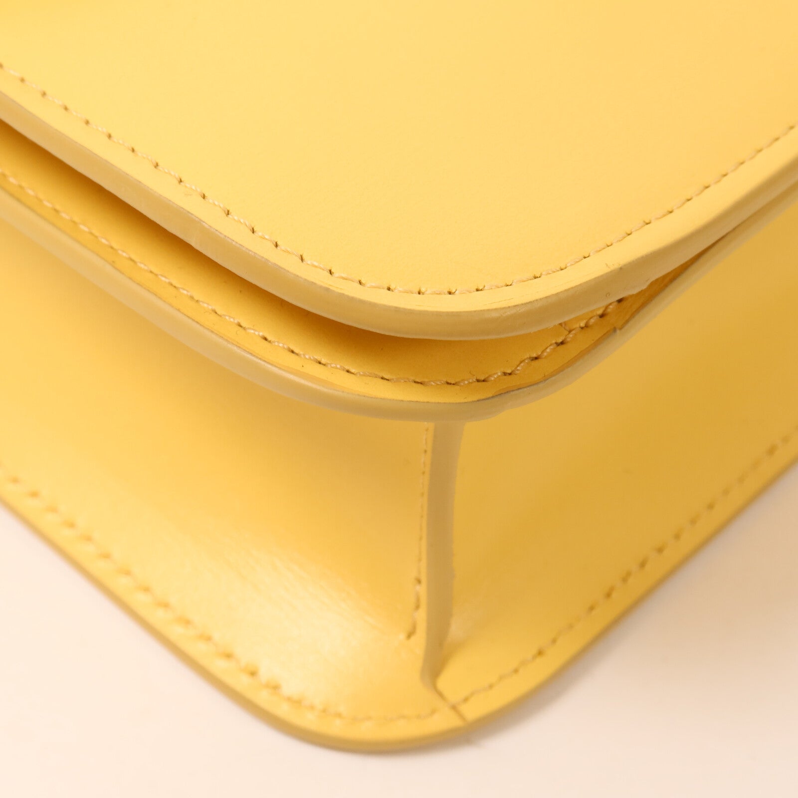 CELINE 牛皮皮革Teen Classic Box肩背袋