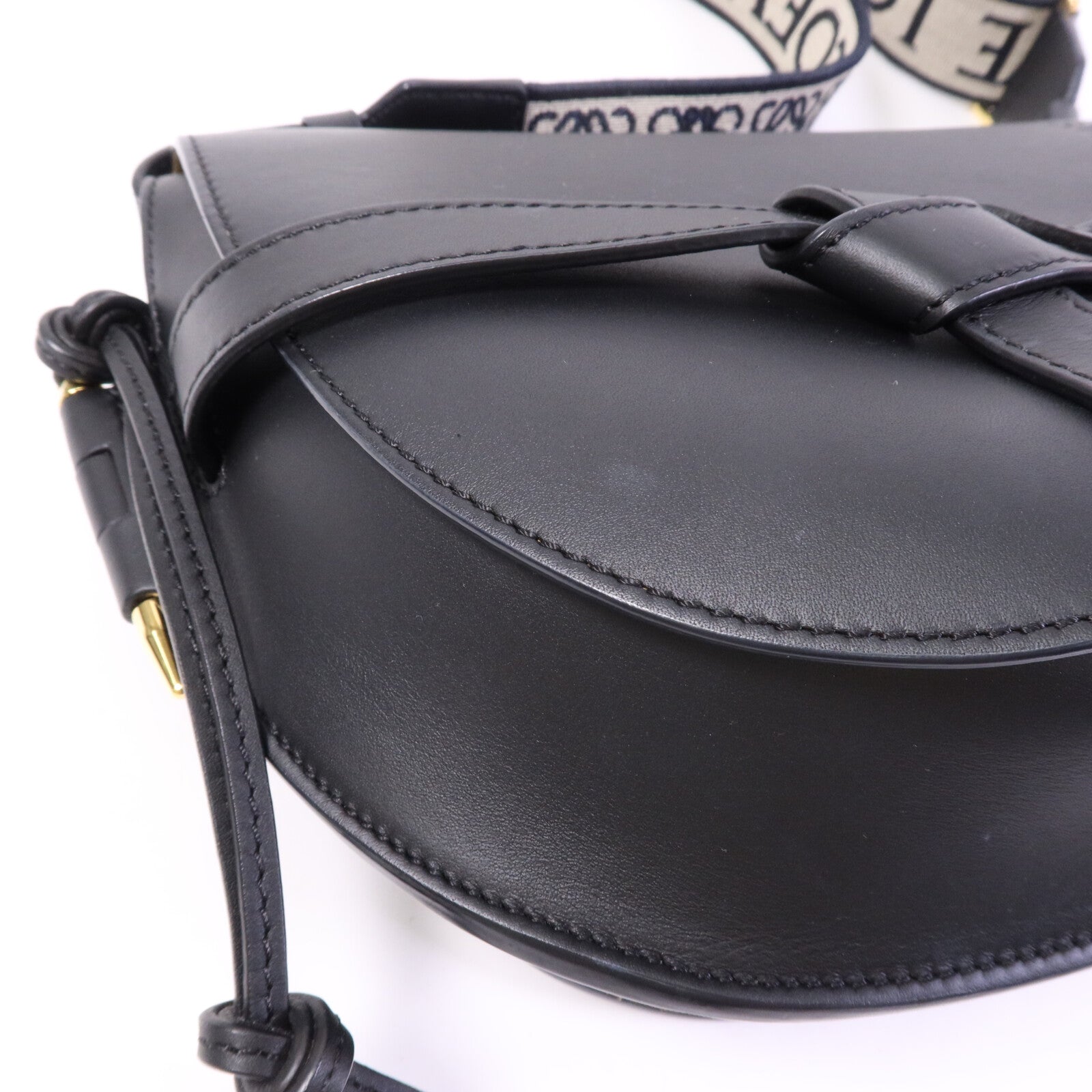 LOEWE 牛皮皮革Small Gate Bag金扣肩背袋