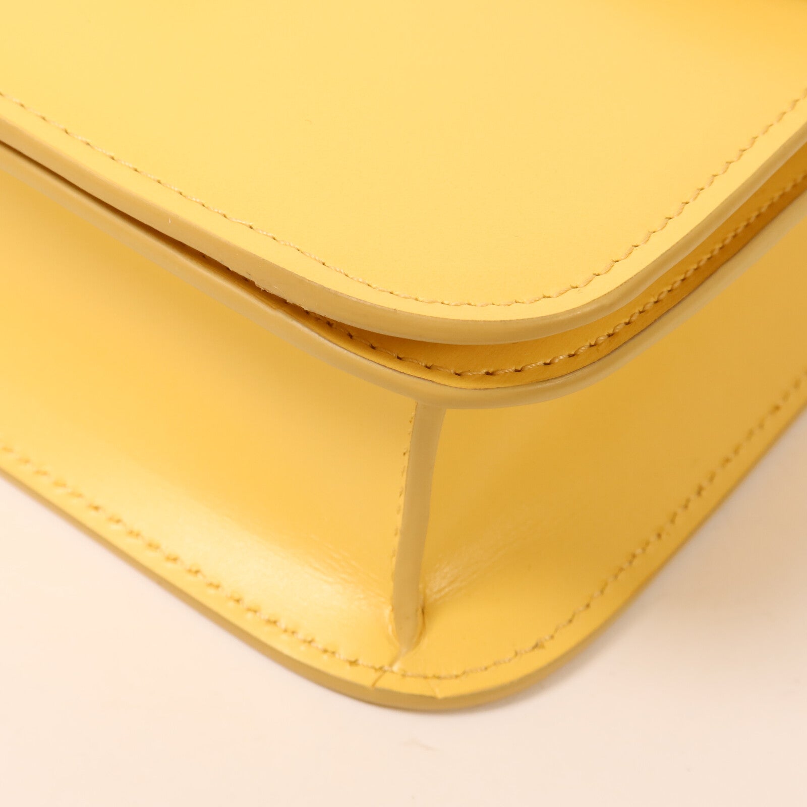 CELINE 牛皮皮革Teen Classic Box肩背袋