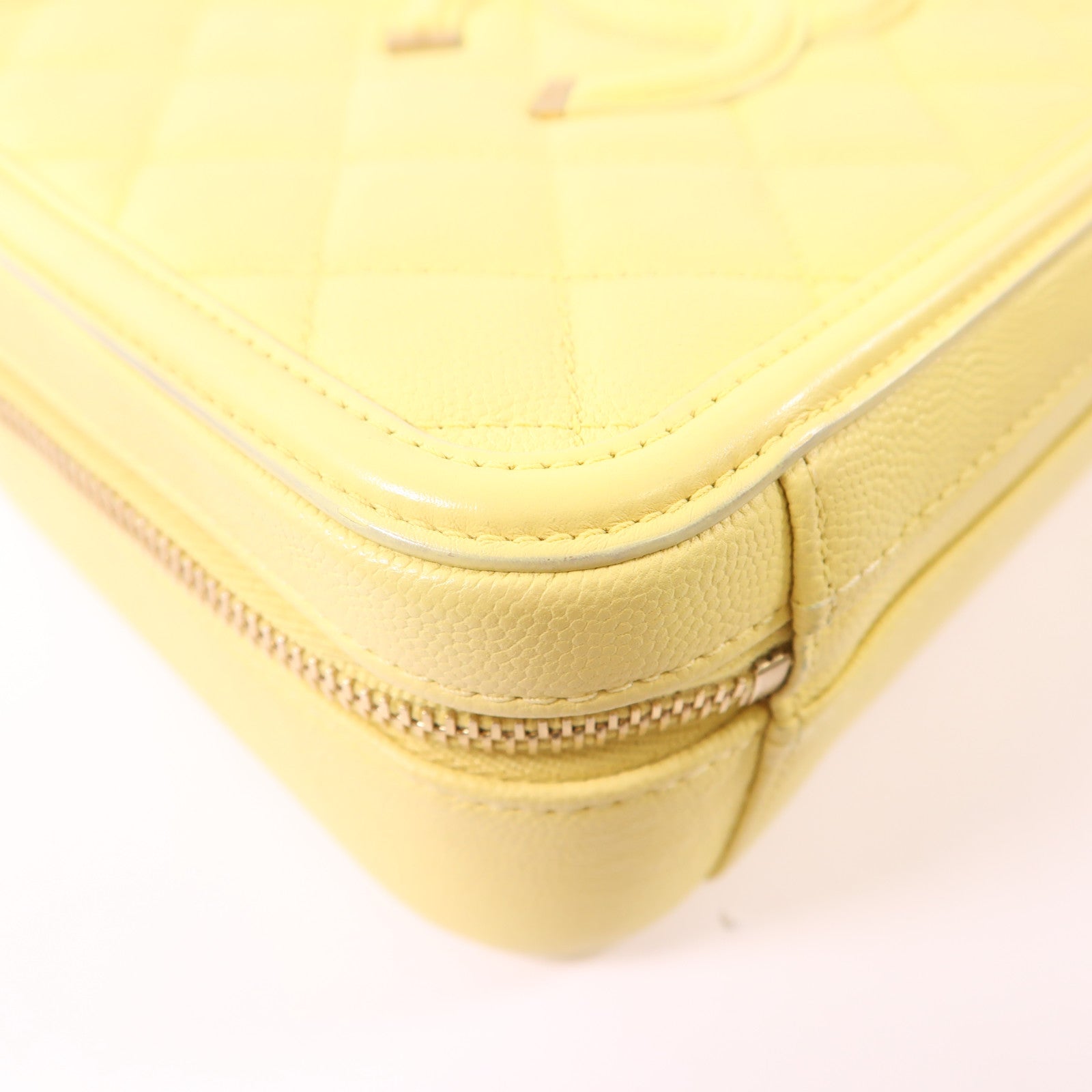 CHANEL 牛皮皮革Vanity Case金扣鏈帶手挽肩背兩用袋