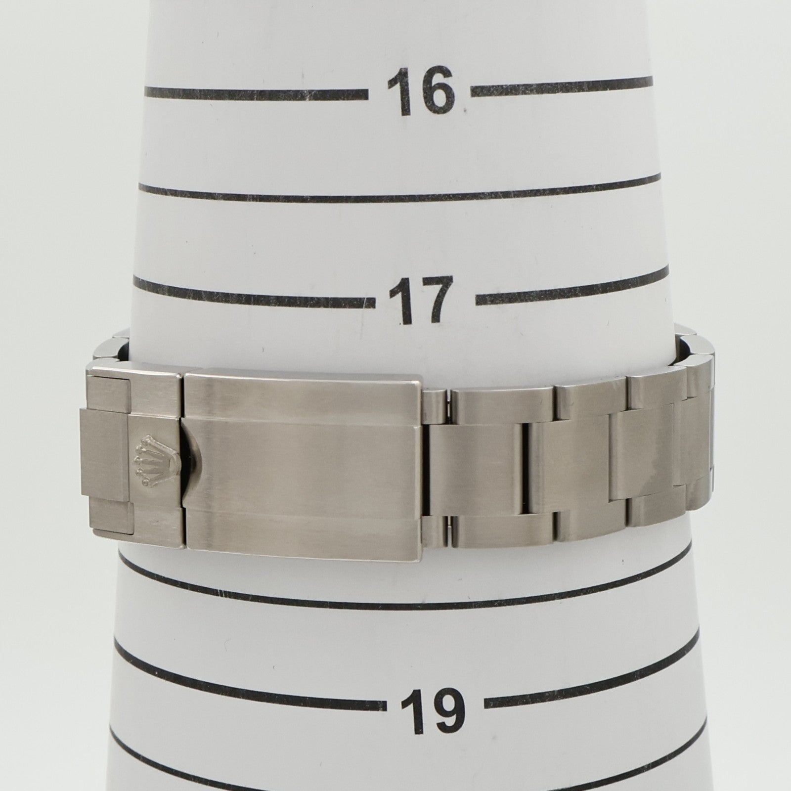 ROLEX Explorer II 216570