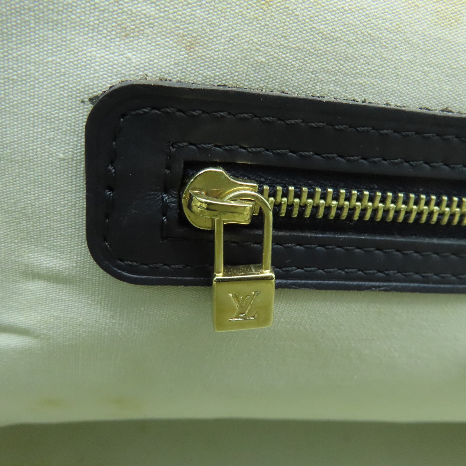 LOUIS VUITTON 【激減優惠】Monogram Mini Josephine GM金扣肩背袋灰色