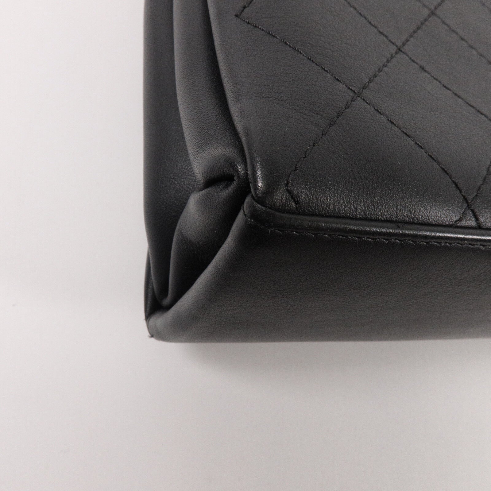 CHANEL 牛皮皮革Chain Shoulder鏈帶肩背袋