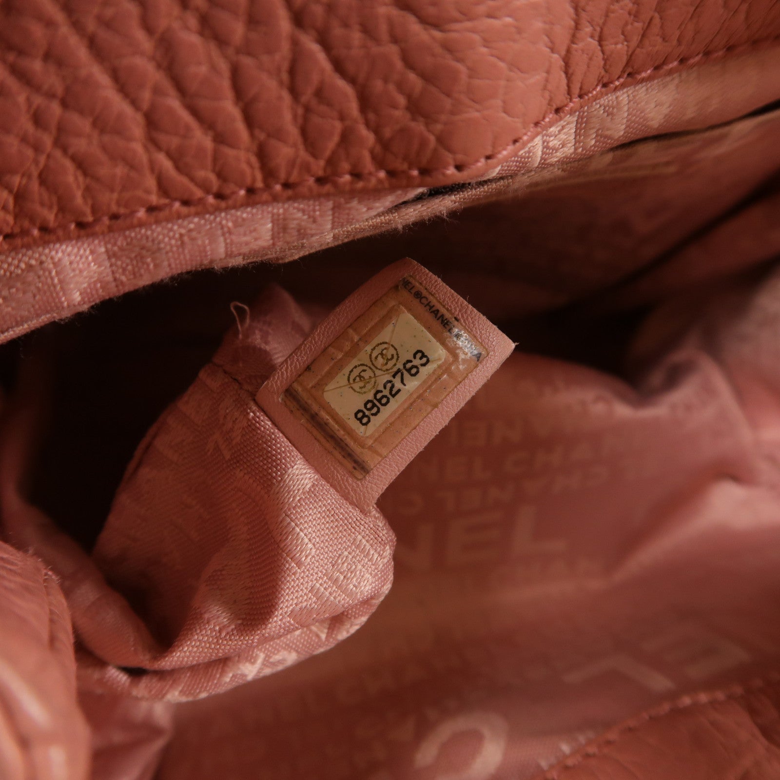 CHANEL 牛皮皮革2.55銀扣鏈帶肩背袋