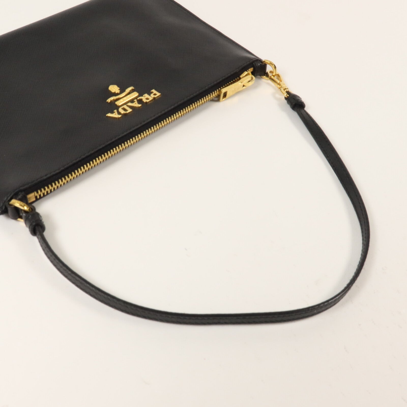 PRADA Saffiano皮革Pouch bag手拿包