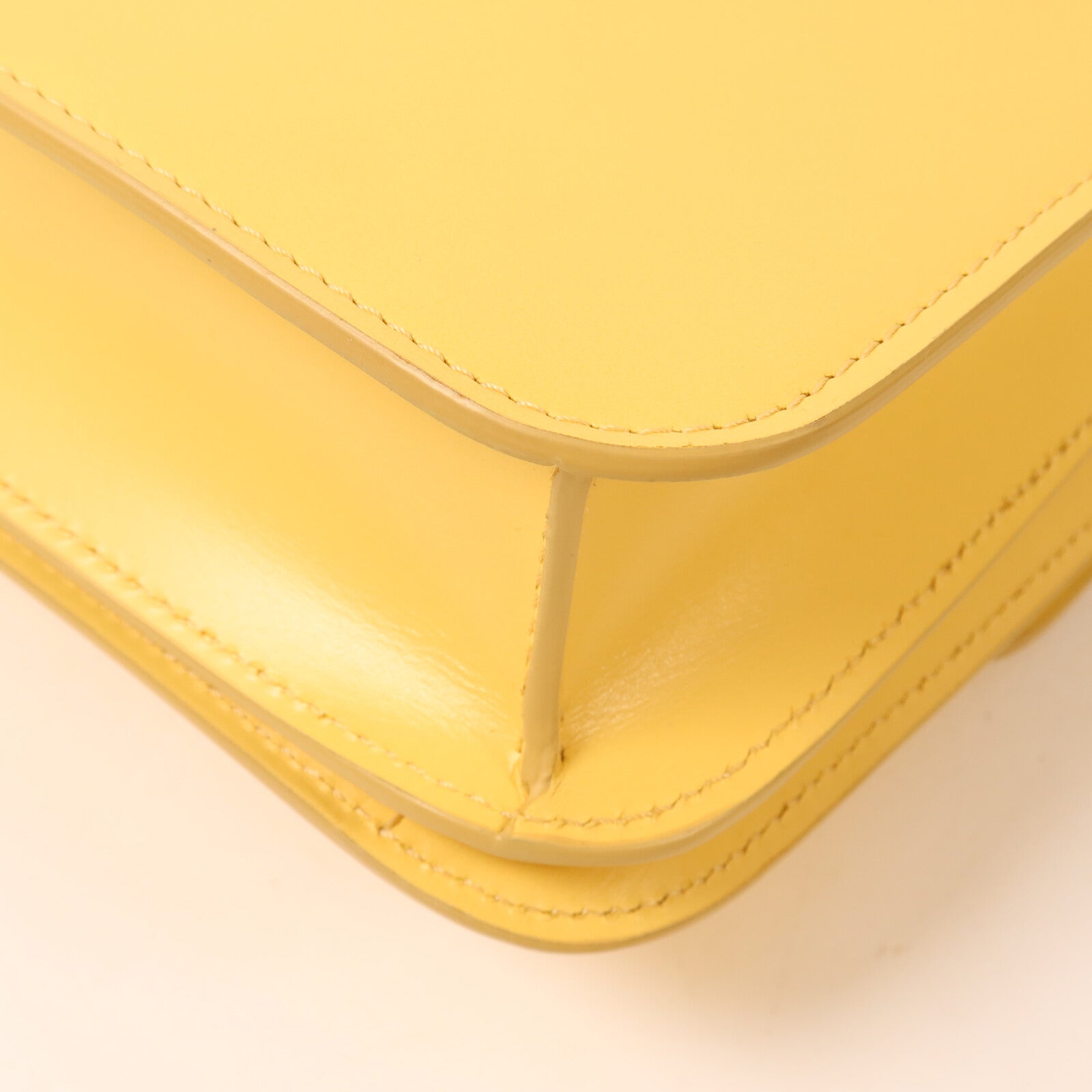 CELINE 牛皮皮革Teen Classic Box肩背袋