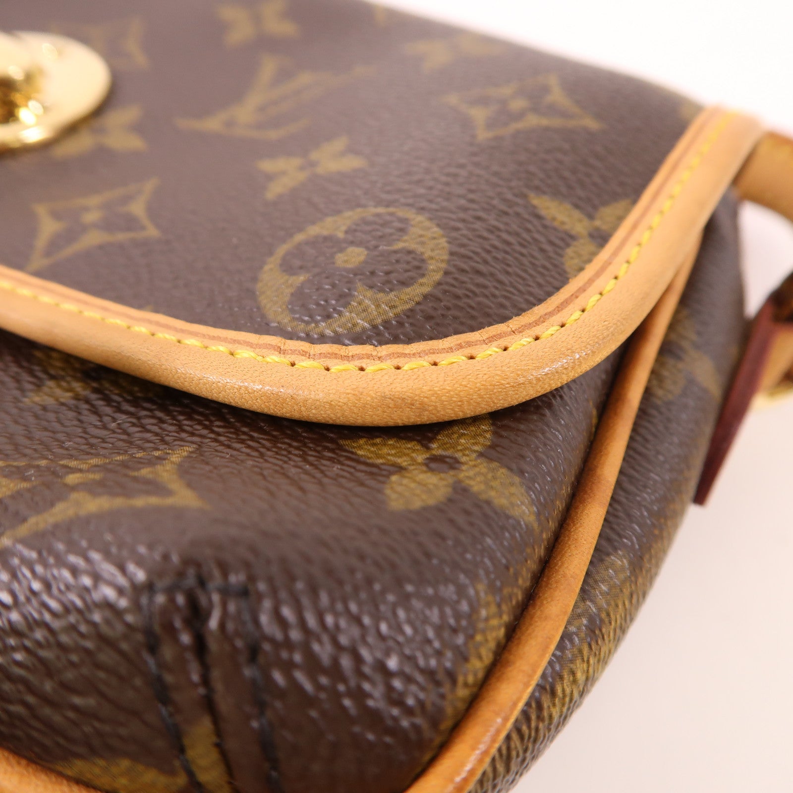 LOUIS VUITTON Monogram Tikal PM金扣肩背袋