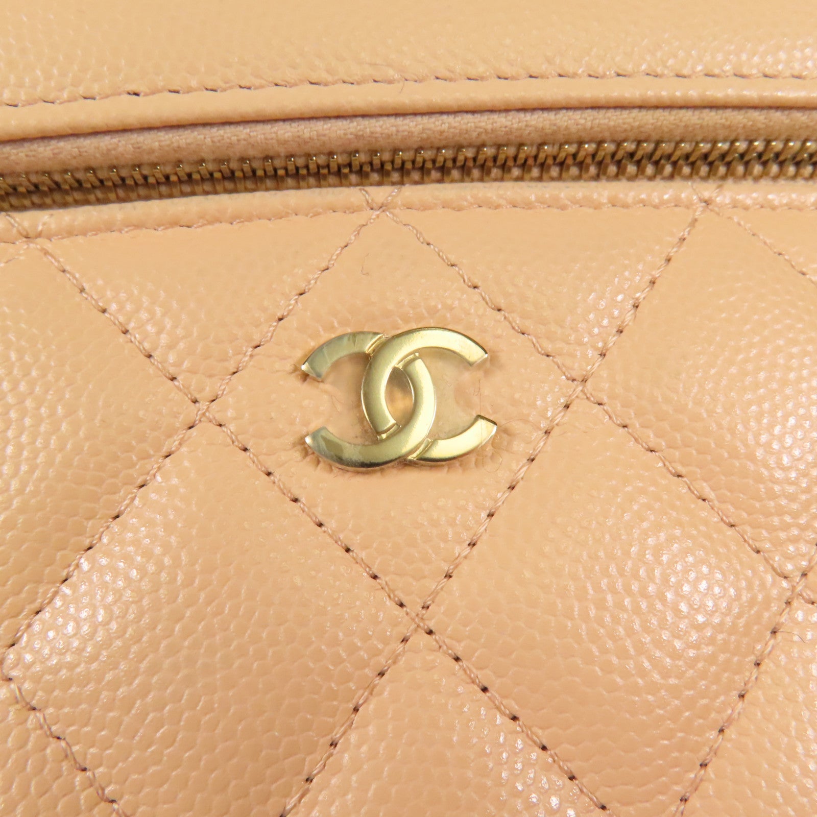 CHANEL 牛皮皮革Vanity Bag金扣化妝袋