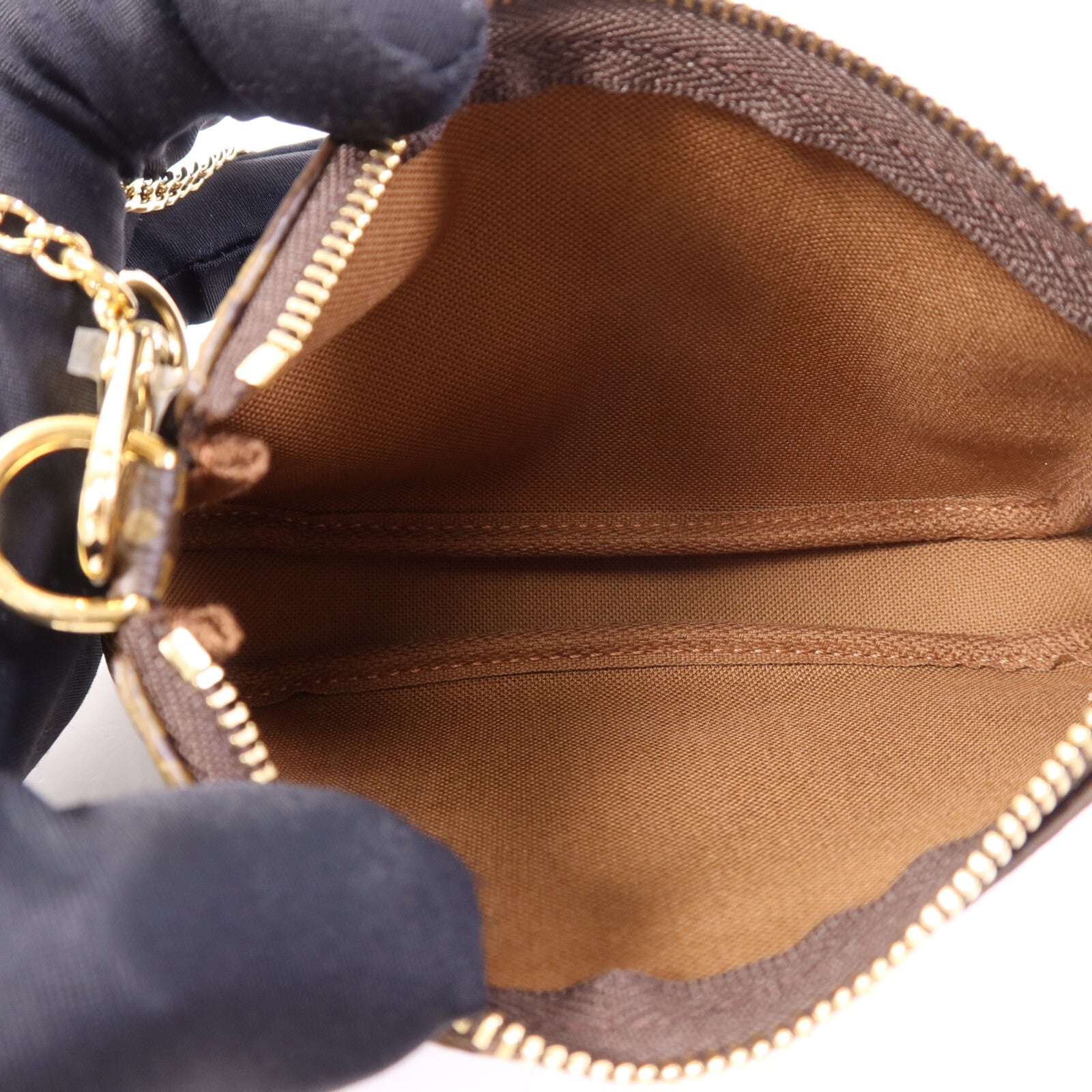 LOUIS VUITTON Monogram Mini Pochette Accessoires金扣手挽袋