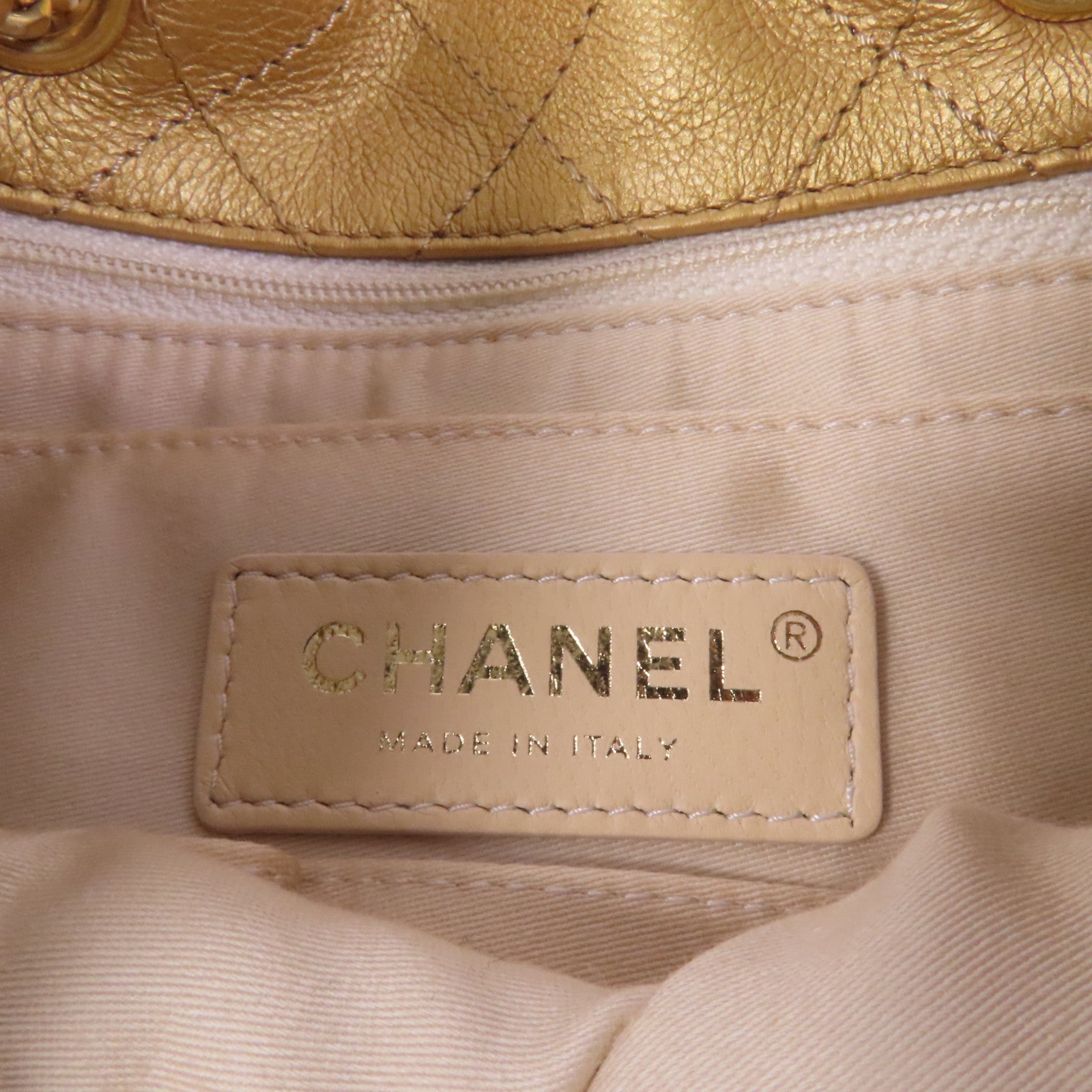 CHANEL 牛皮皮革Chain Shoulder金扣鏈帶肩背袋