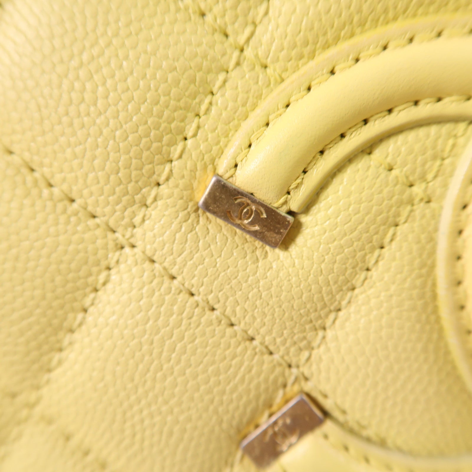 CHANEL 【激減優惠】牛皮皮革Vanity Case金扣鏈帶手挽肩背兩用袋