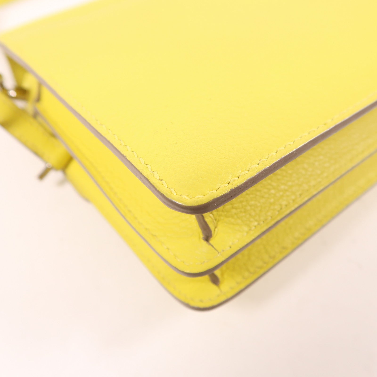 HERMES Evercolor皮革Mini Roulis銀扣肩背袋