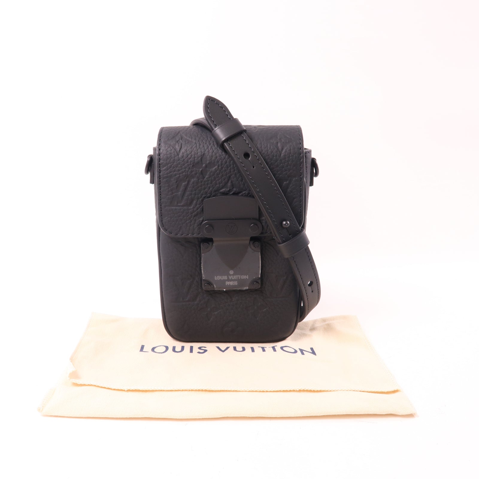 LOUIS VUITTON Monogram Taurillon S-Lock肩背袋黑色