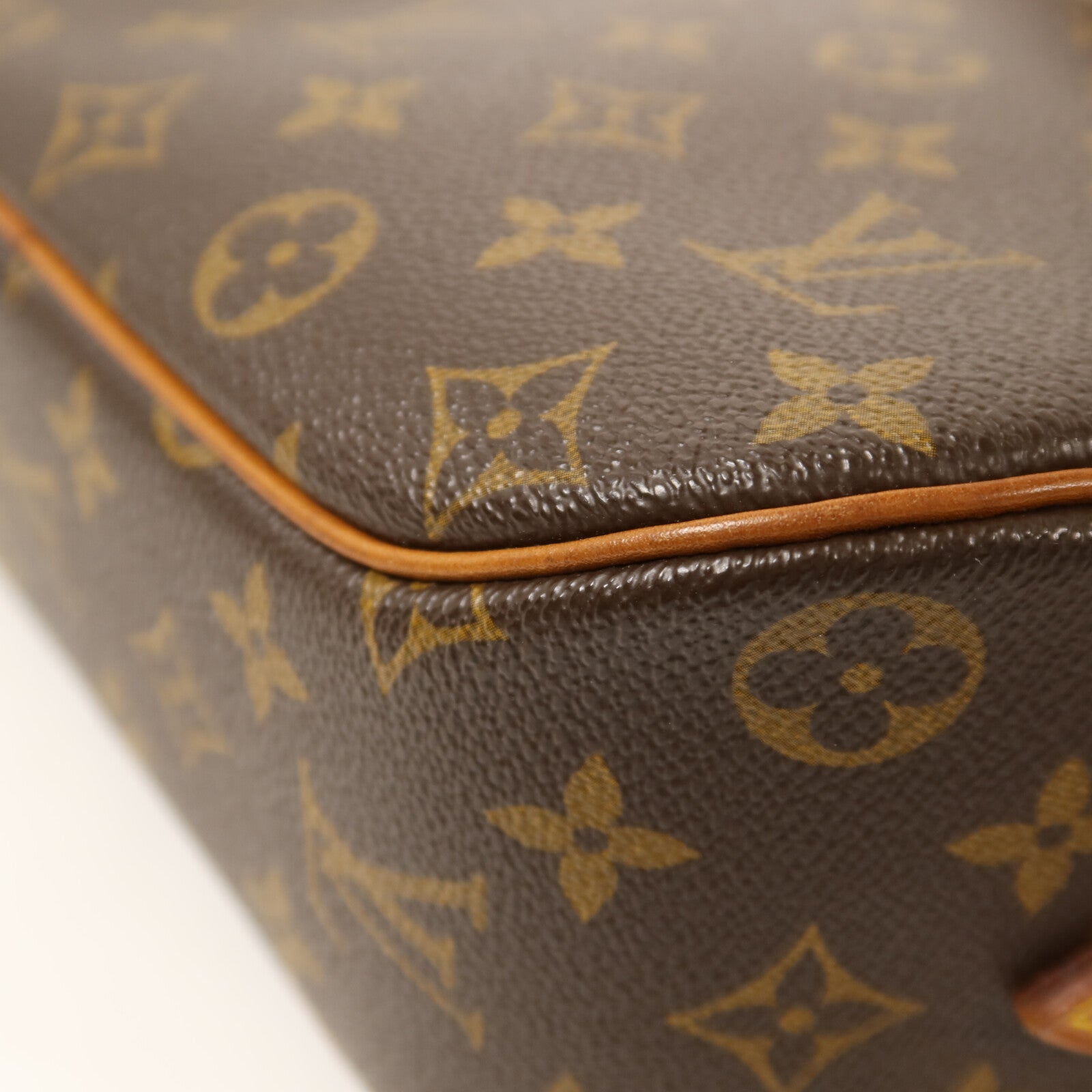 LOUIS VUITTON Monogram Blois金扣肩背袋