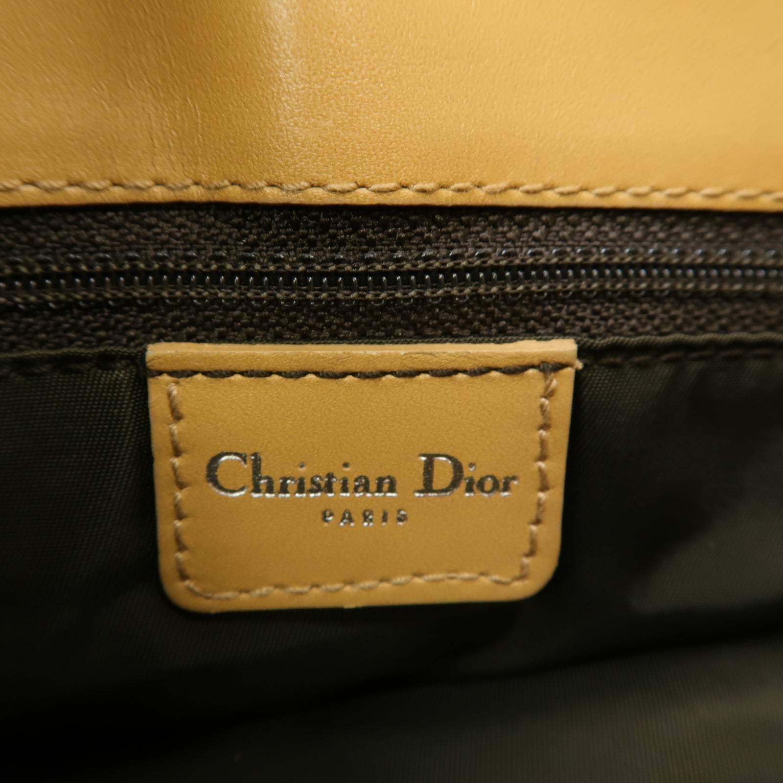 Dior 帆布Shoulder Bag金扣肩背袋棕色