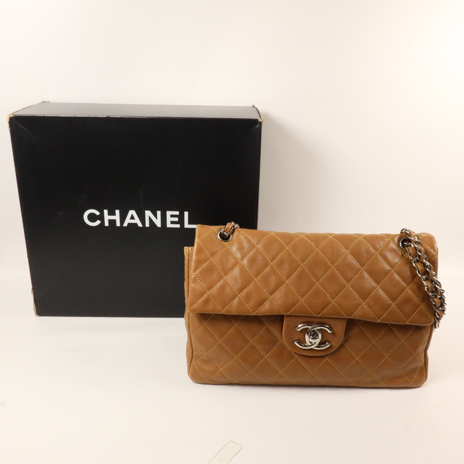 CHANEL 牛皮皮革Seasonal鏈帶肩背袋