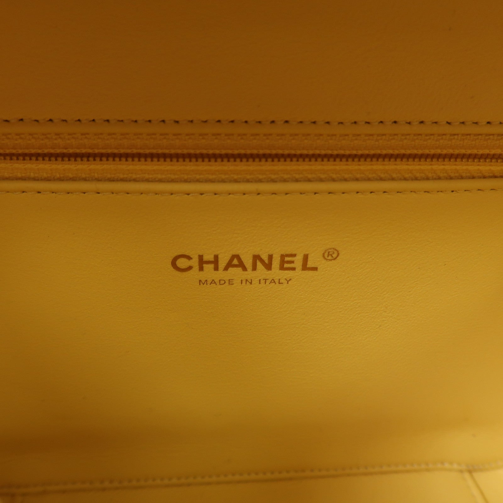 CHANEL 【激減優惠】牛皮皮革Vanity Case金扣鏈帶手挽肩背兩用袋