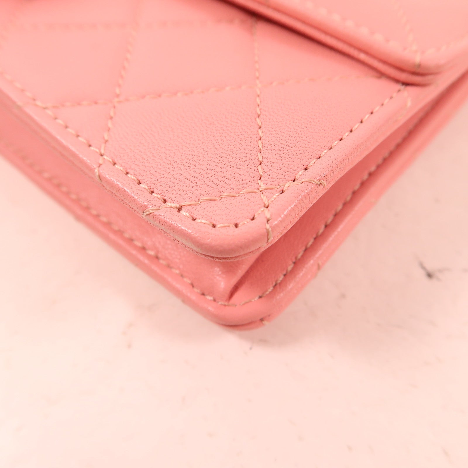 CHANEL 牛皮皮革Chain Shoulder金扣鏈帶肩背袋粉紅色