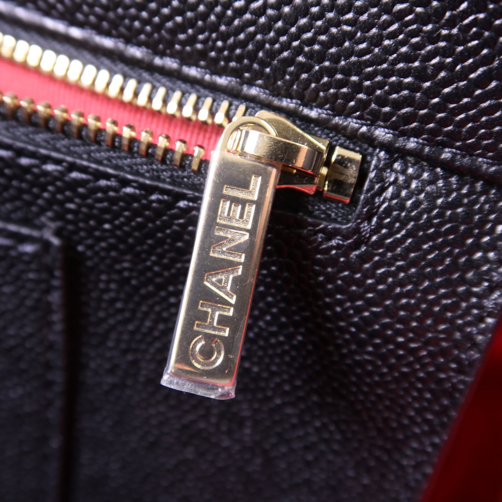CHANEL 牛皮皮革Shoulder Tote金扣鏈帶肩背袋