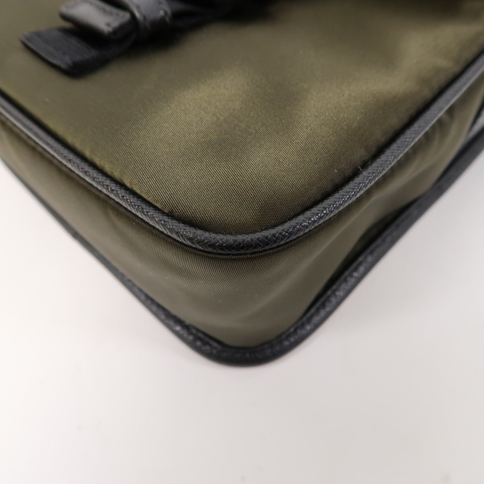 PRADA 尼龍Shoulder Bag銀扣肩背袋綠色