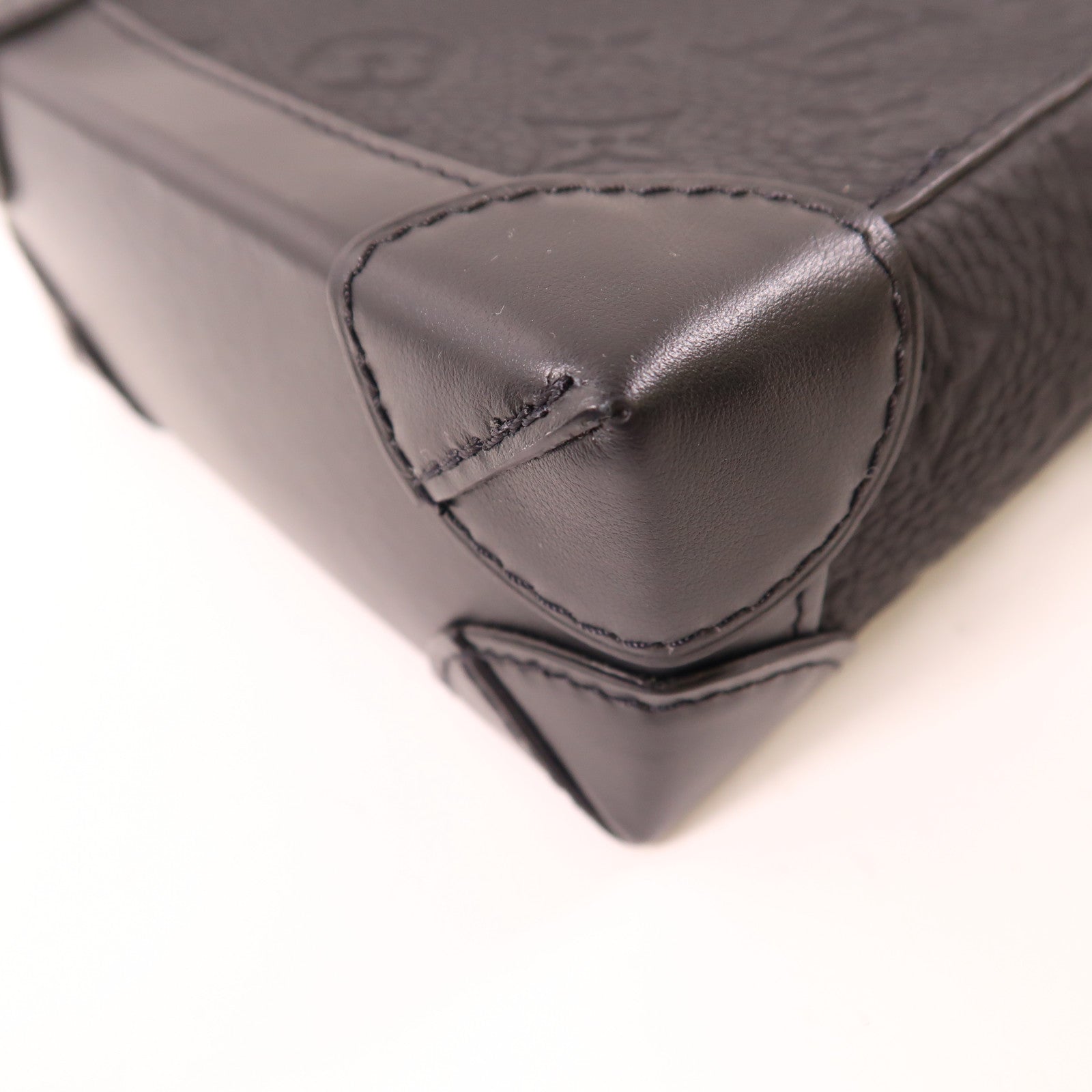 LOUIS VUITTON LV Nano Steamer Shoulder Bag M82772 Monogram Taurillon Black