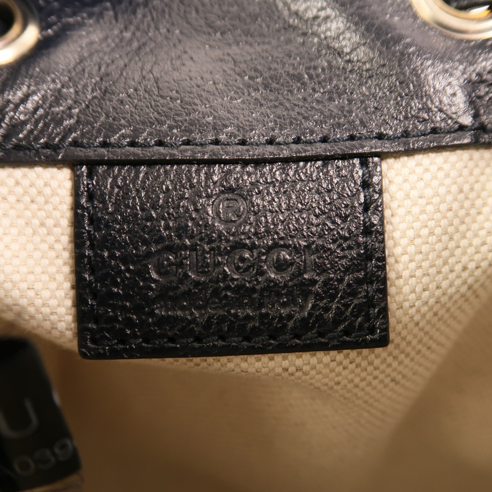 GUCCI 塗層帆布Ophidia GG Mini Bucket Bag銀扣肩背袋