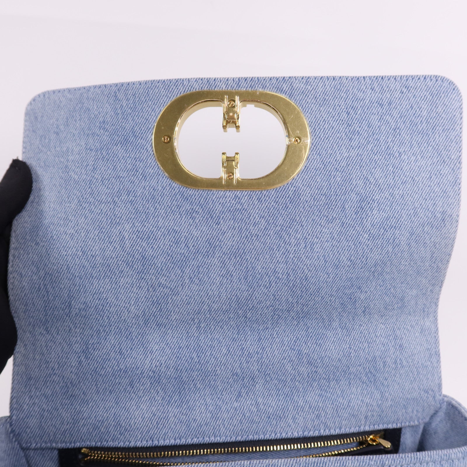 Dior 牛仔布Caro Bag Medium金扣肩背袋