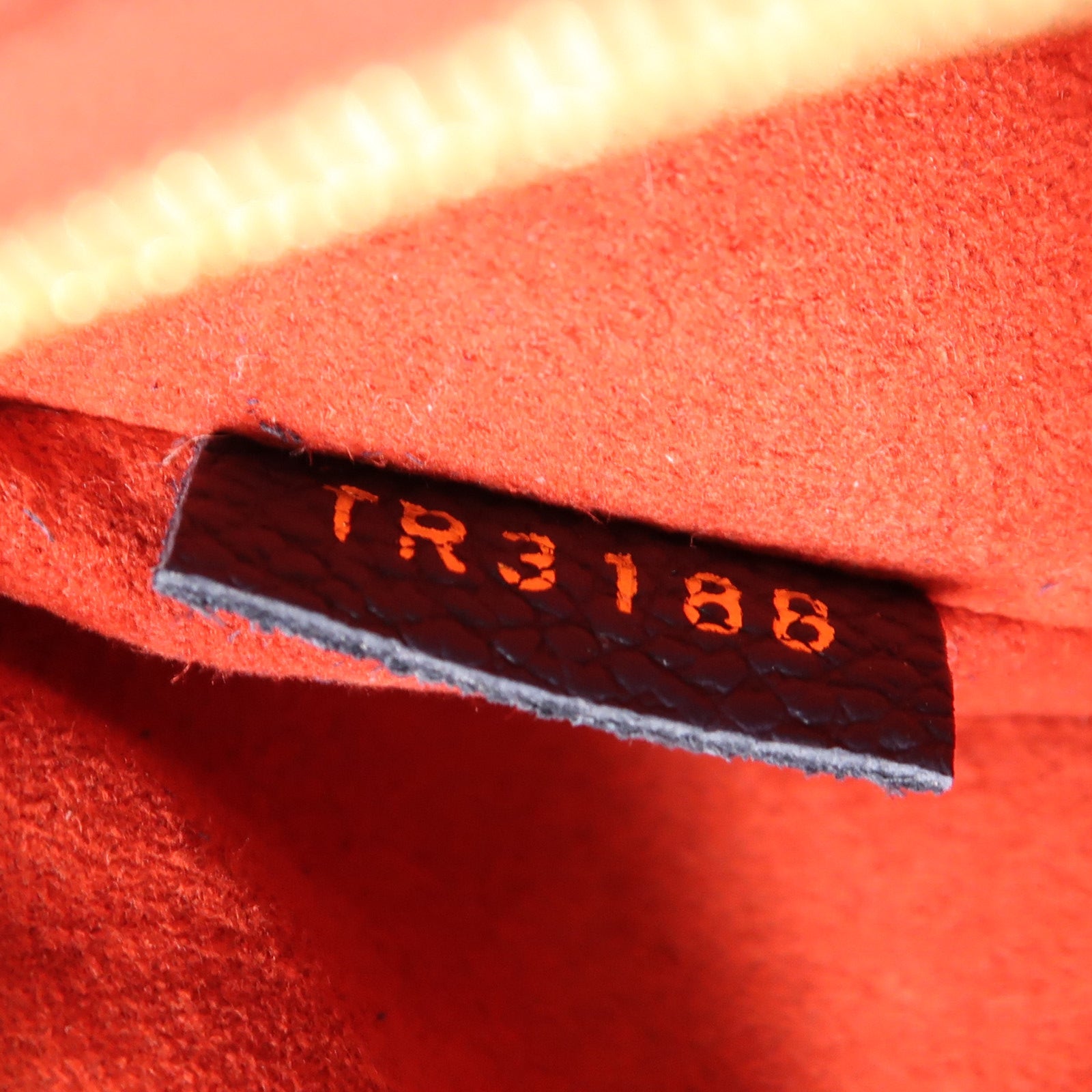 LOUIS VUITTON Monogram Empreinte Vavin PM金扣肩背袋深藍色