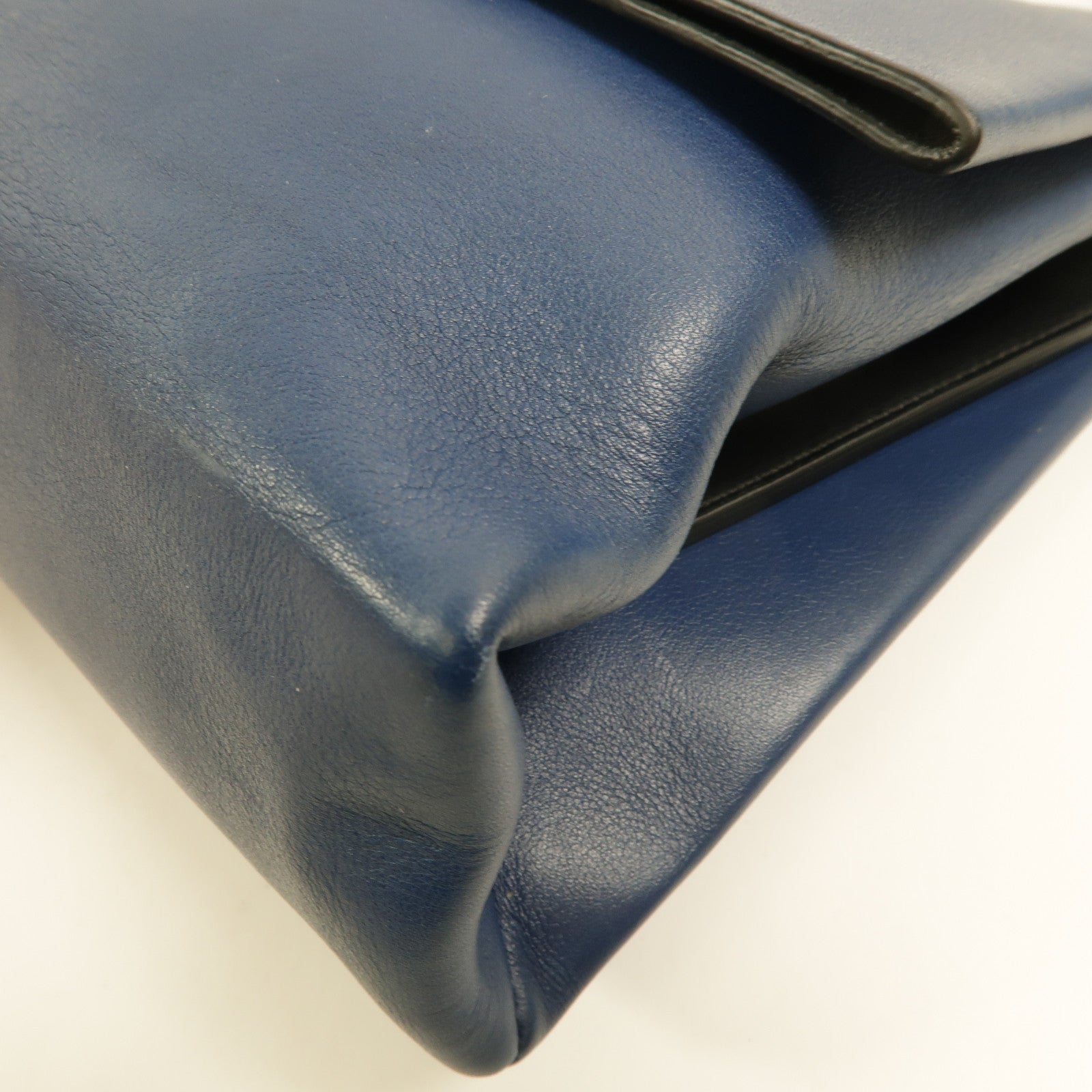CELINE 牛皮皮革Blade Flap Bag肩背袋