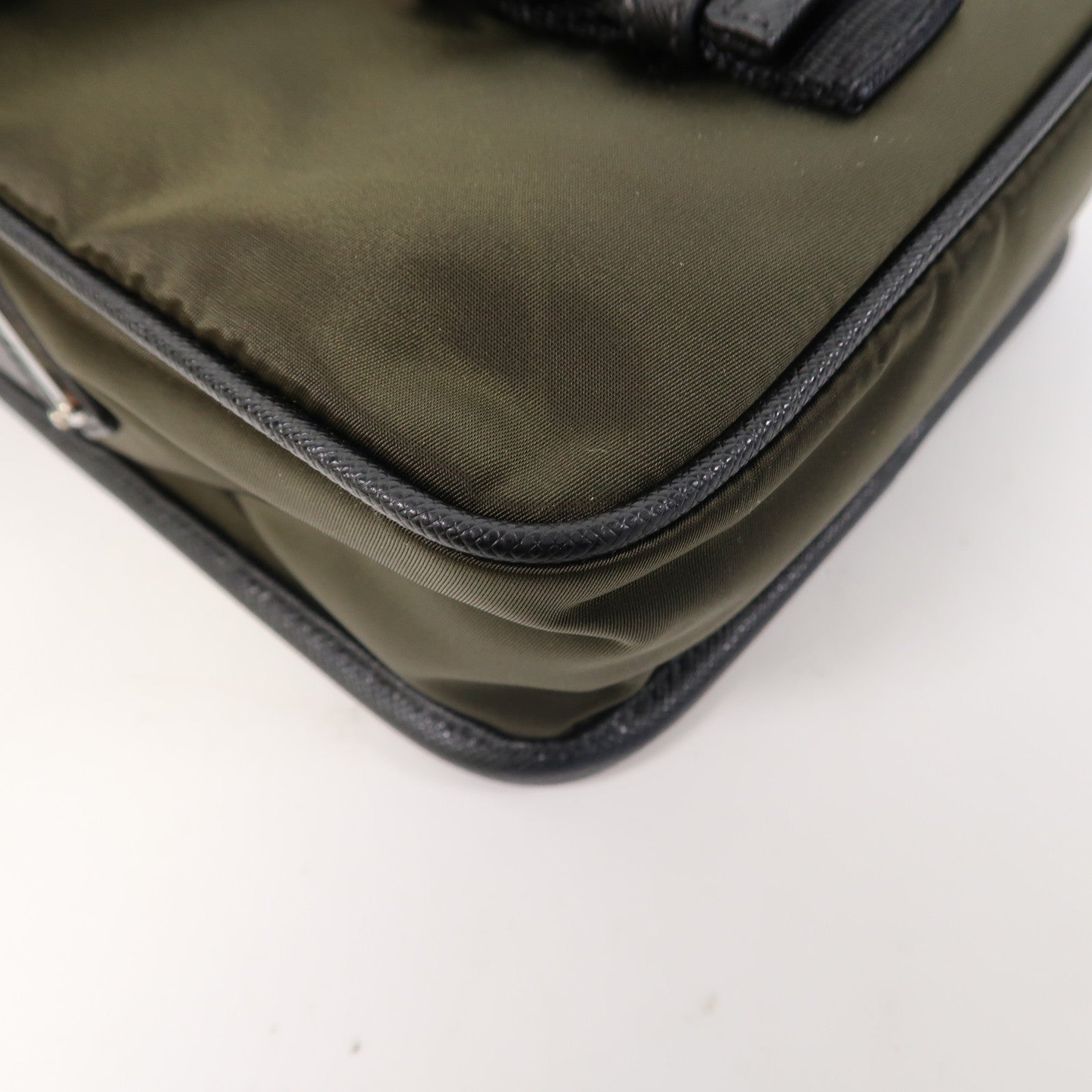 PRADA 尼龍Shoulder Bag銀扣肩背袋綠色