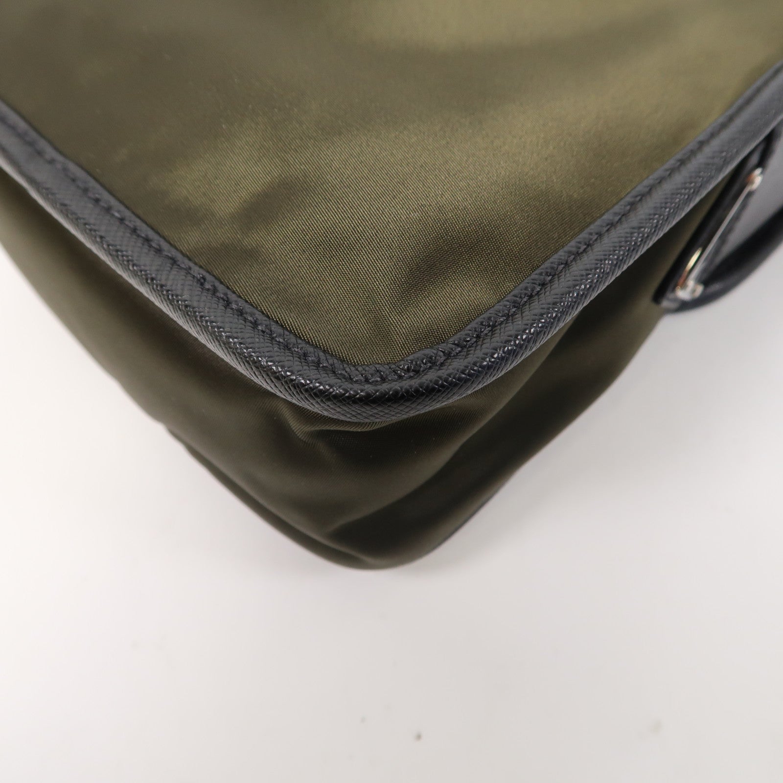 PRADA 尼龍Shoulder Bag銀扣肩背袋綠色